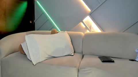 Jackson Wayne online show from February 2, 11:11 pm