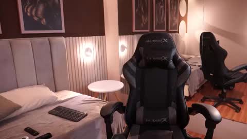 Jackson Bell online show from September 27, 5:33 pm