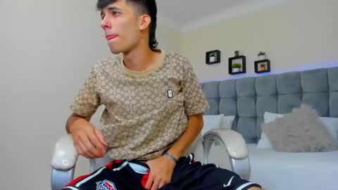 jacob18__ online show from March 12, 9:03 pm