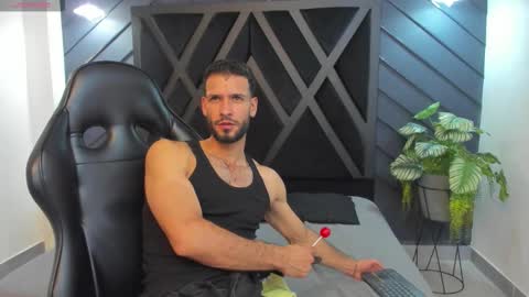 Jaco online show from November 11, 11:32 pm