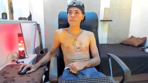 jacob_blackwell online show from October 20, 11:41 pm