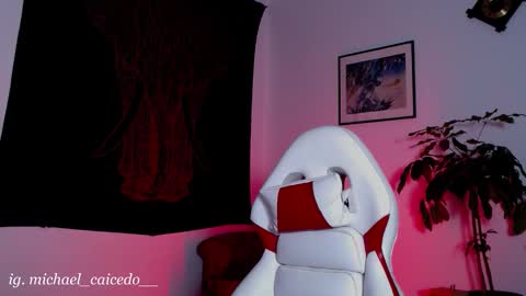 Michael Caicedo online show from October 1, 4:27 am