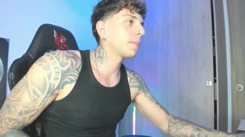 jacobb116 online show from October 13, 12:27 am