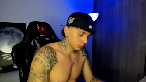 jacobb116 online show from February 15, 1:23 am