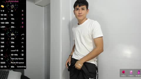 Jacob Lee online show from December 13, 8:15 pm