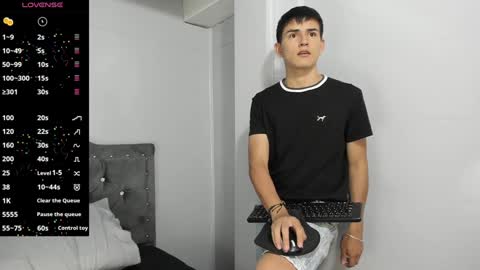 Jacob Lee online show from December 11, 4:05 pm