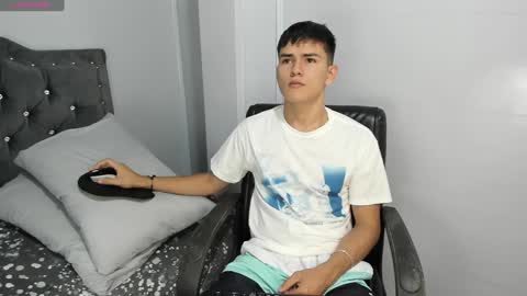 Jacob Lee online show from December 31, 2:14 pm