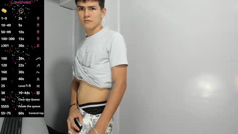 Jacob Lee online show from December 10, 8:49 pm