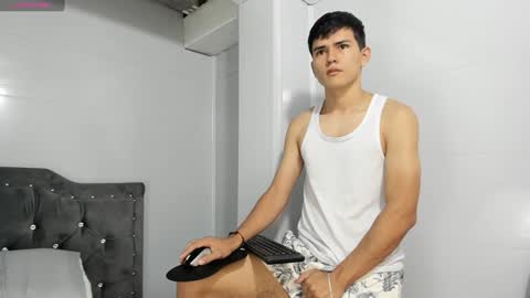 Jacob Lee online show from December 15, 6:37 pm