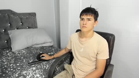 Jacob Lee online show from December 23, 4:17 pm