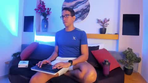 jacobdraven online show from January 8, 4:07 am