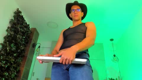 jacobdraven online show from March 15, 2:08 am
