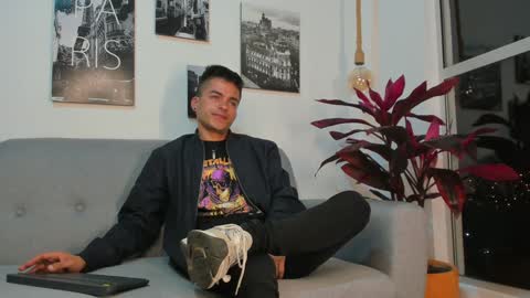 Snapshot of jacobstones_ chatting on January 25, 5:29 am JACOB STONES online show from January 25, 5:29 am