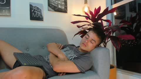 Snapshot of jacobstones_ chatting on January 28, 6:38 am JACOB STONES online show from January 28, 6:38 am