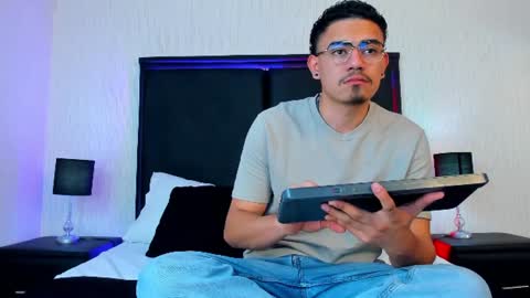 JadenJake online show from July 13, 9:06 pm