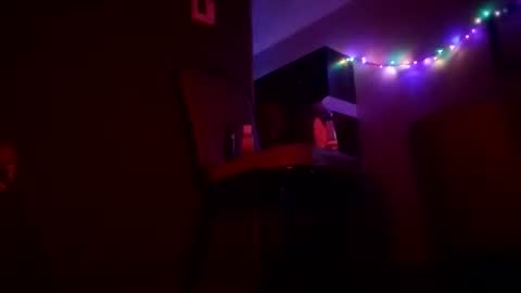 jaidenblake online show from October 3, 7:13 am