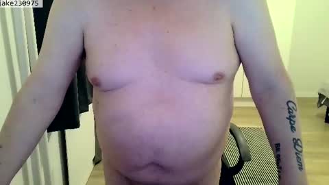 Jake2309 online show from June 17, 7:04 pm