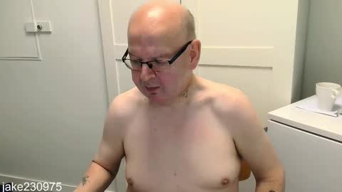 Jake2309 online show from October 1, 7:51 pm