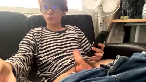 jake28822728 online show from September 29, 1:52 pm