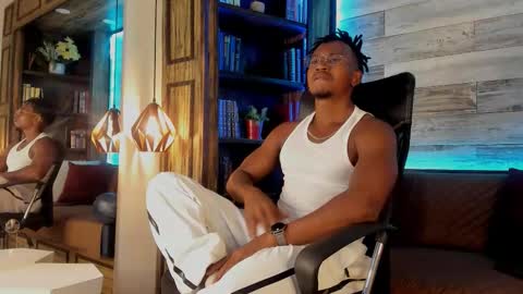   online show from October 3, 4:28 am