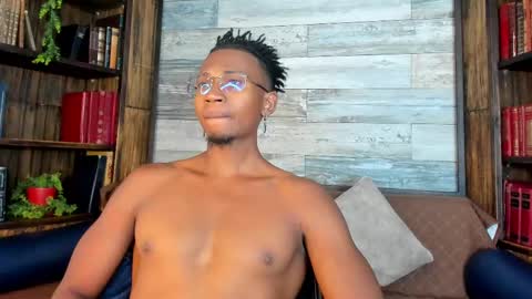   online show from March 11, 7:36 pm