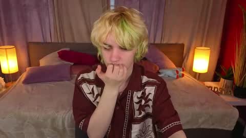 JameMiller online show from April 3, 6:43 am