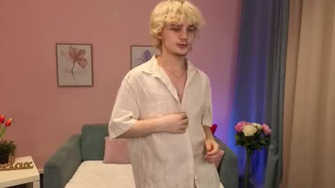 JameMiller online show from February 20, 9:05 pm