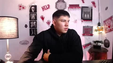 james_cr online show from October 25, 2:57 am