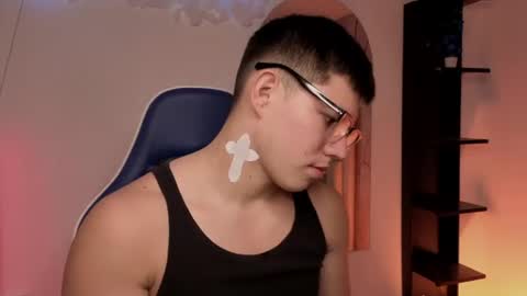 james_cr online show from July 15, 12:45 pm