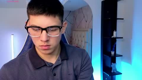 james_cr online show from July 9, 12:53 pm