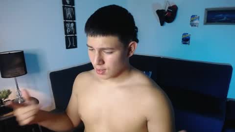 james_cr online show from April 10, 11:34 pm