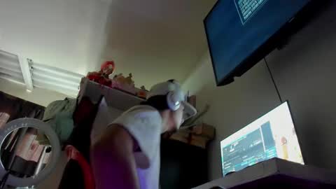 jamesdekker online show from January 11, 4:00 pm