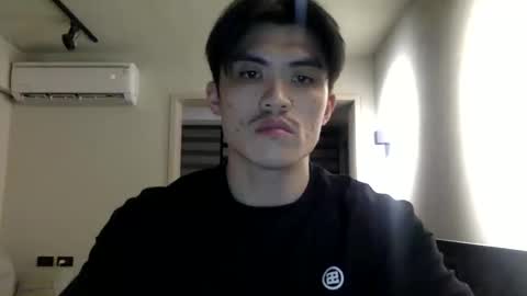 jamesmo820913 online show from February 7, 9:47 am