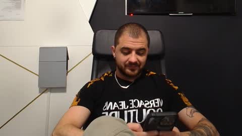 JamesMyers online show from November 28, 4:59 am