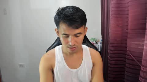 jamesthebigcockxxx online show from January 22, 11:32 pm