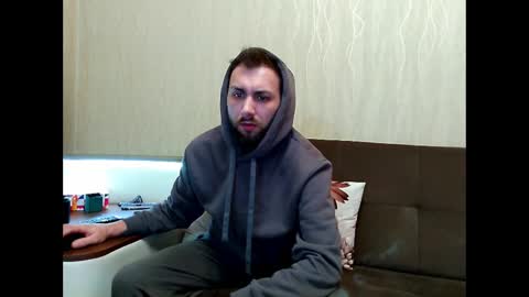 Robbie online show from February 10, 6:09 am