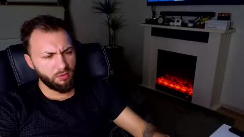 Robbie online show from February 3, 6:22 am