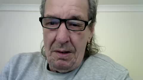 Snapshot of jaspal55 chatting on December 6, 10:49 am jaspal55 online show from December 6, 10:49 am