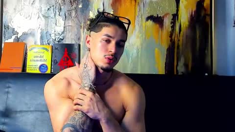 Lil Dark online show from October 7, 3:32 am