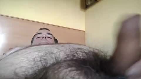 javier83max online show from May 30, 6:57 am
