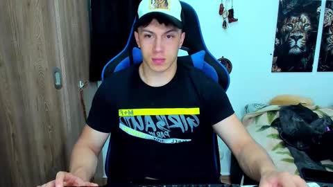 Javier online show from February 10, 2:19 am