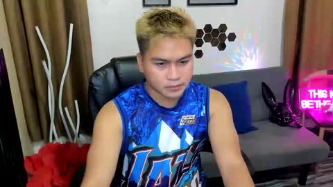 JL online show from October 4, 10:09 am