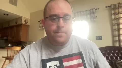 Snapshot of jayredneck chatting on February 19, 5:16 pm jayredneck online show from February 19, 5:16 pm