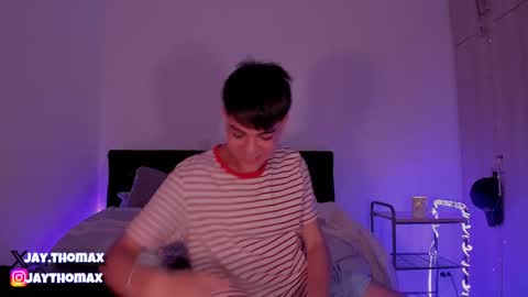 jaythomax online show from December 19, 4:34 am