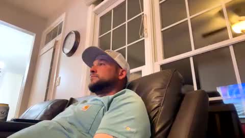 jbills910910 online show from April 24, 3:53 am