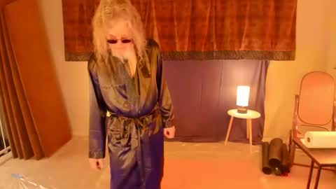 JDinEuless online show from May 24, 2:56 pm