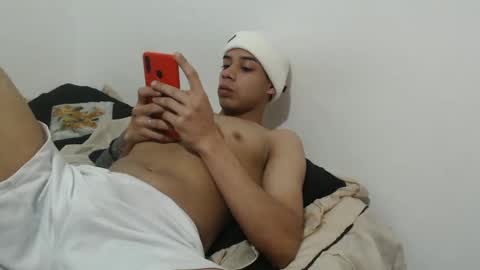 jeampier_sexy online show from January 3, 1:38 am