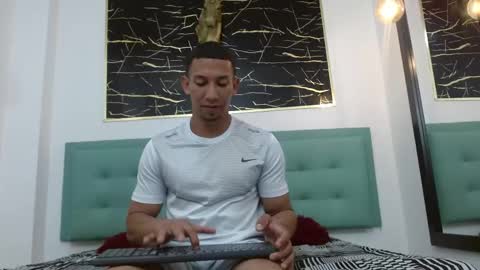 jeanpaul47 online show from April 20, 11:57 am