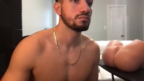 jeanwhitebianco online show from December 15, 9:01 pm