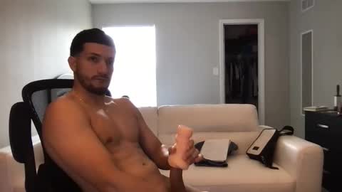 jeanwhitebianco online show from September 18, 5:37 pm